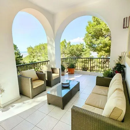 Apartment Mercuri Blanc
